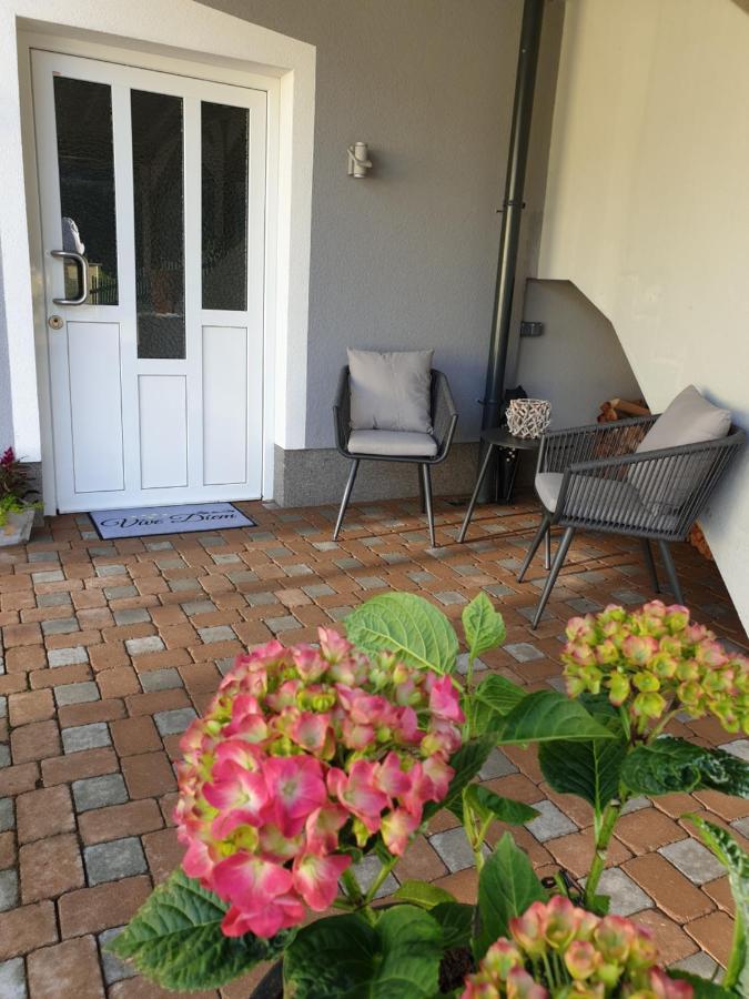 Vive Diem Haus im Ennstal Exterior photo