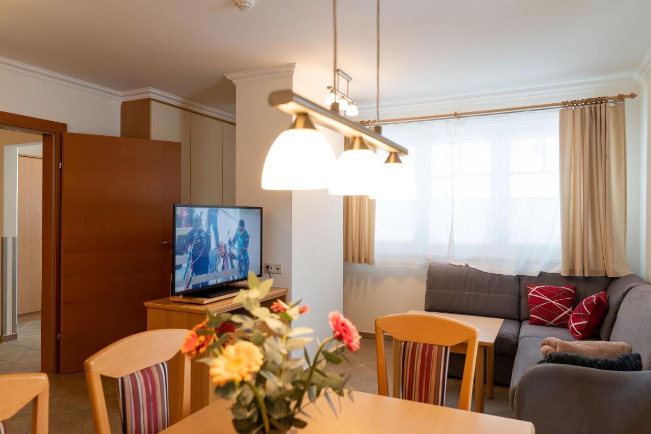 Vive Diem Haus im Ennstal Exterior photo