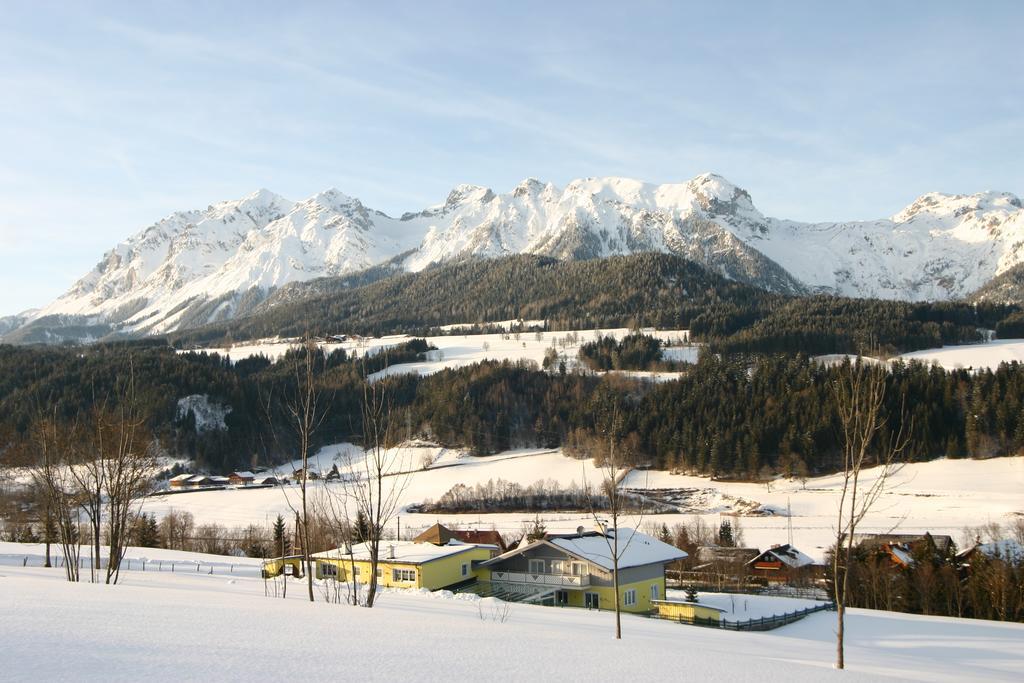 Vive Diem Haus im Ennstal Exterior photo